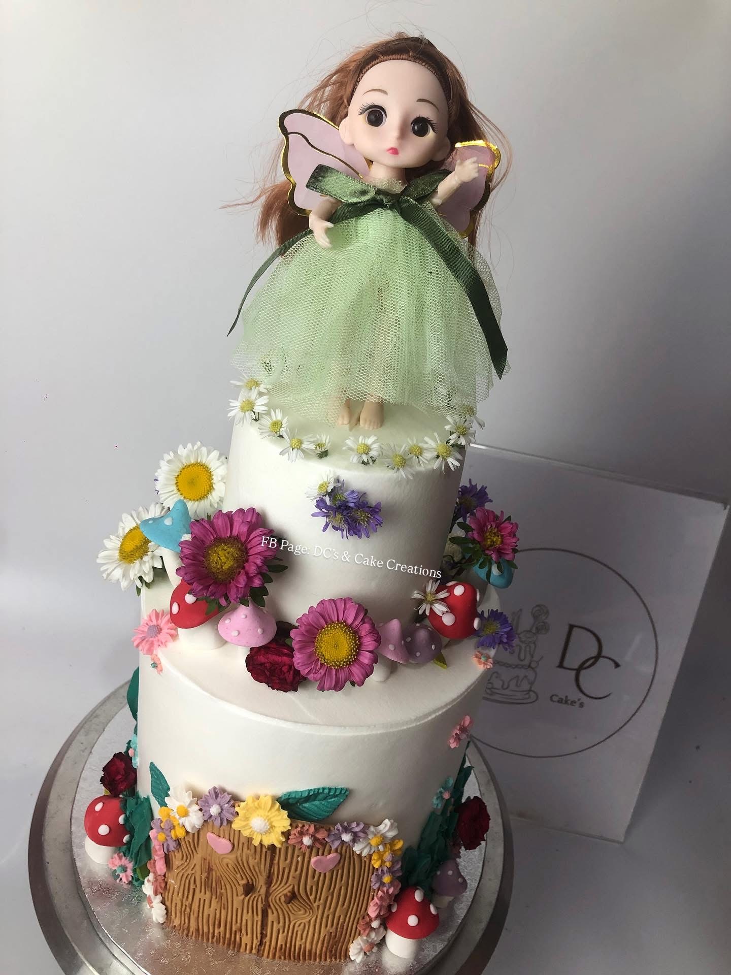 Vanilla Rose Elegance Cake